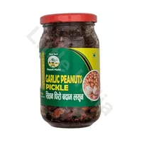 Marynowany czosnek z orzeszkami ziemnymi Garlic Peanuts Pickle Nepali Mato 350g