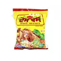 Makaron o smaku kurczaka Instant Noodles Chicken Flavoured Asian Thai Foods 60g