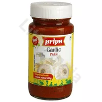 Marynowany czosnek w oleju Garlic Pickle Priya 300g