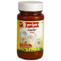 Marynowany czosnek w oleju Garlic Pickle Priya 300g